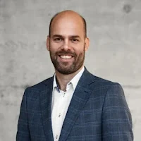 Artur Janikowski Ekspert Kredytowy Pośrednik Logo